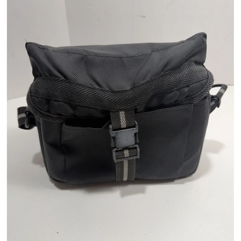 Vintage Unbranded Black Silver Camera‎ Bag Small 8x4